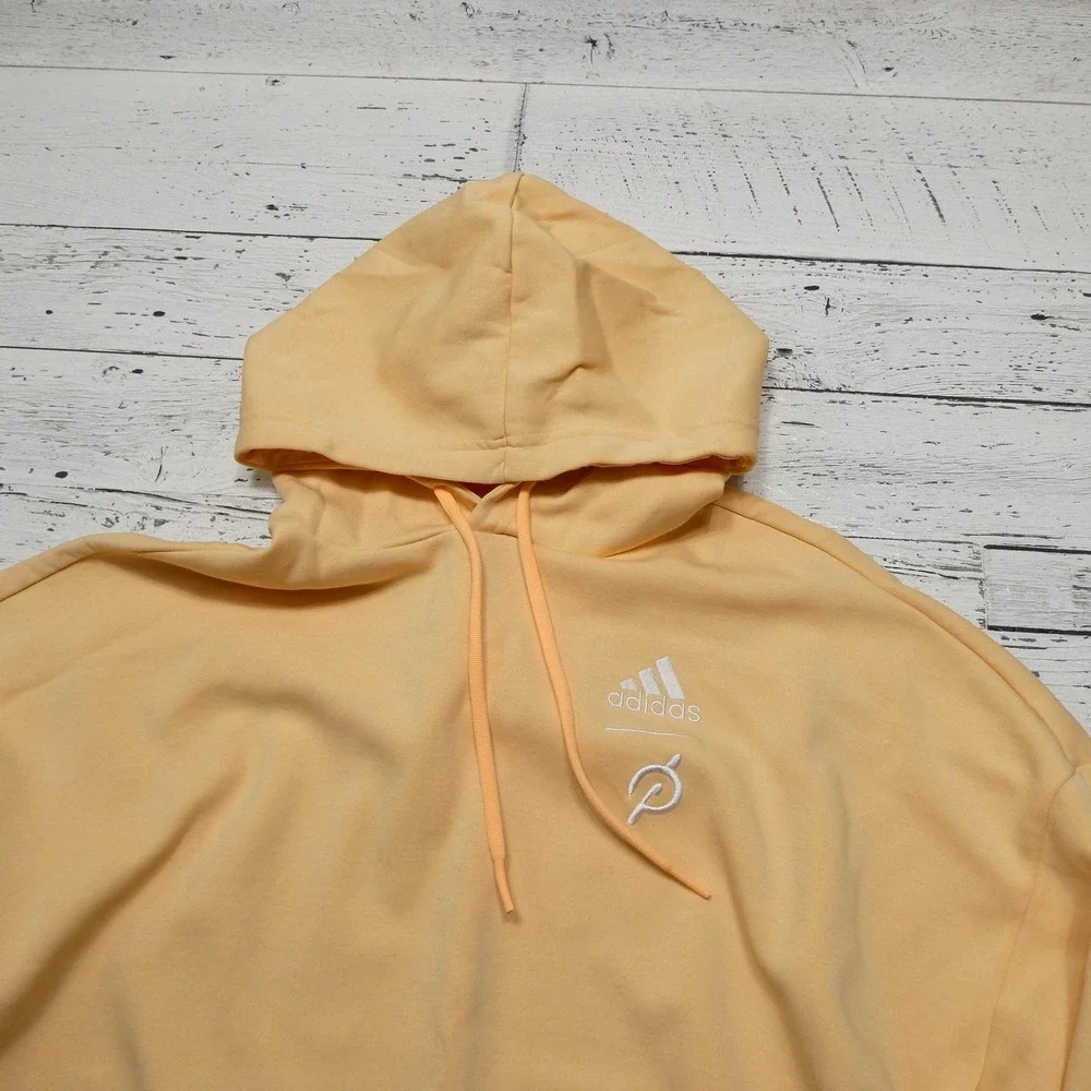 Adidas Hoodie Sweatshirt Mens Medium Yellow Peloton 3-Stripes Fleece Pullover
